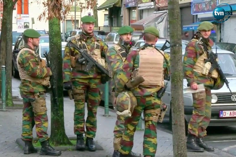 W Brukseli bezpieczeństwa na ulicach pilnuje policja i wojsko.