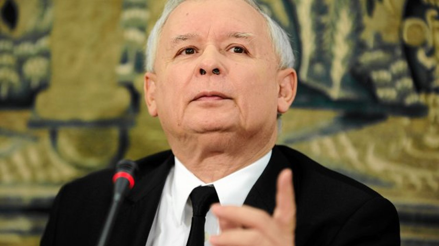 Jarosław Kaczyński będzie rozmawiał telefonicznie z Davidem Cameronem
