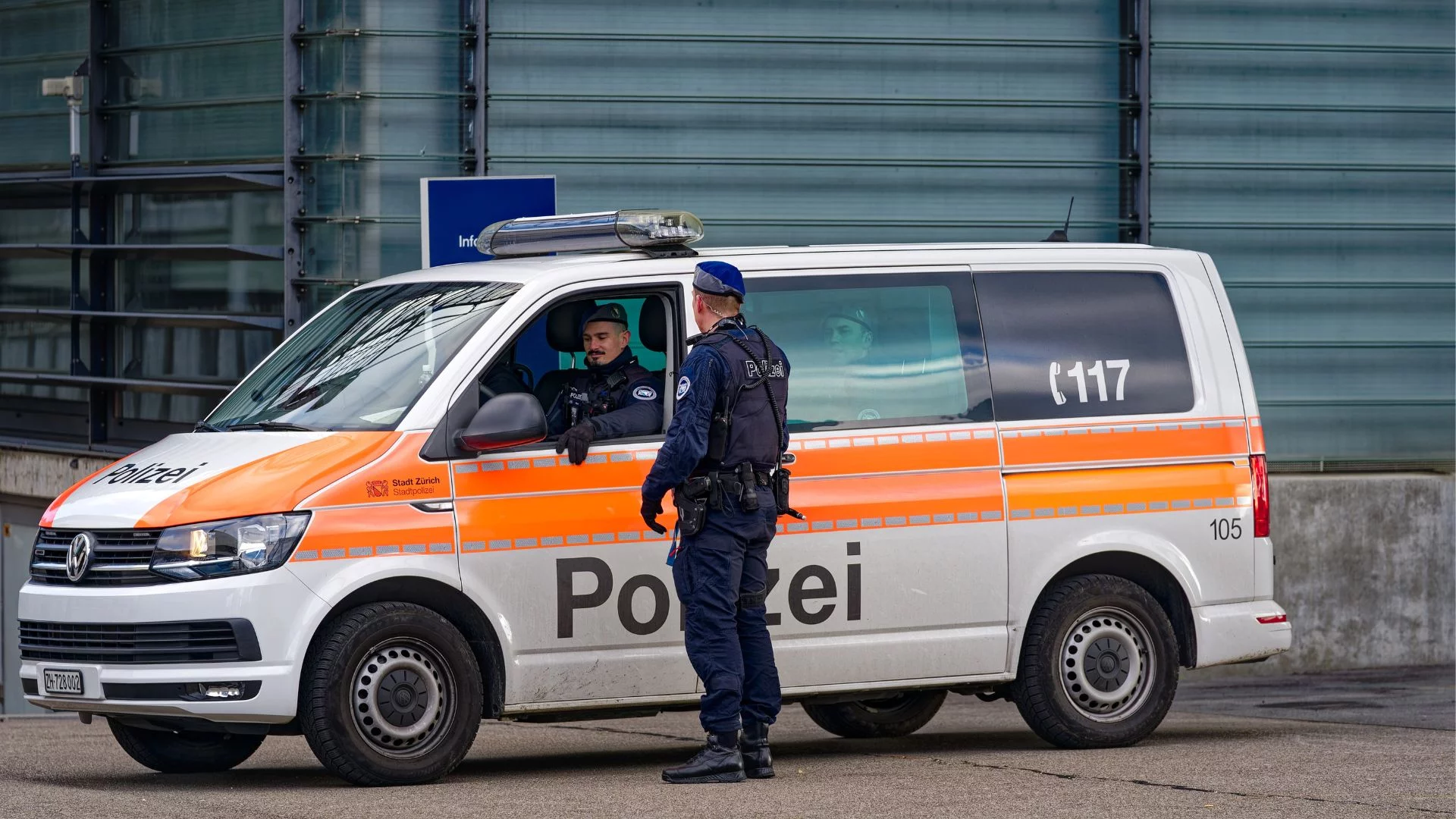 Pożar w kurorcie w Szwajcarii. Szum wokół zdjęcia, które ma pokazywać początek dramatu policja szwajcarska