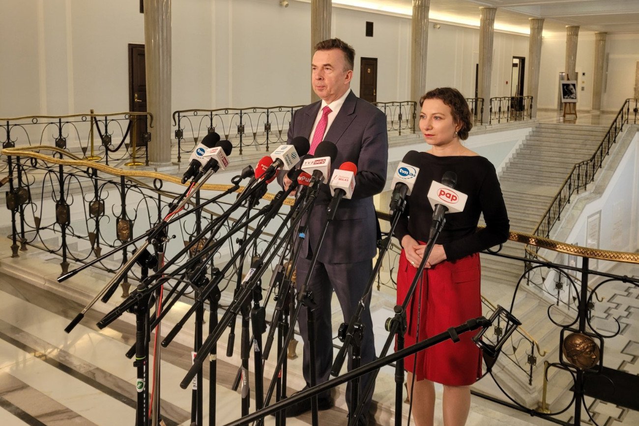 Lewica i Razem chcą niższych rat kredytów.