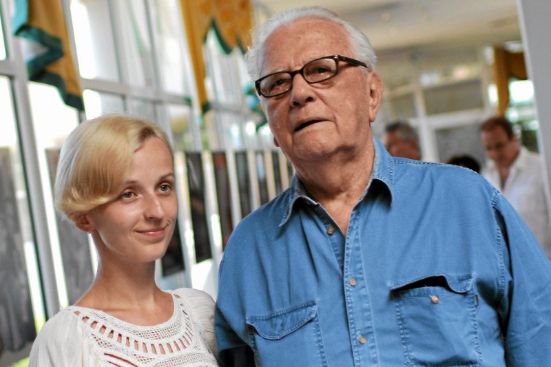 Andrzej Łapicki w 2009 roku wziął ślub z młodszą o 60 lat kobietą.