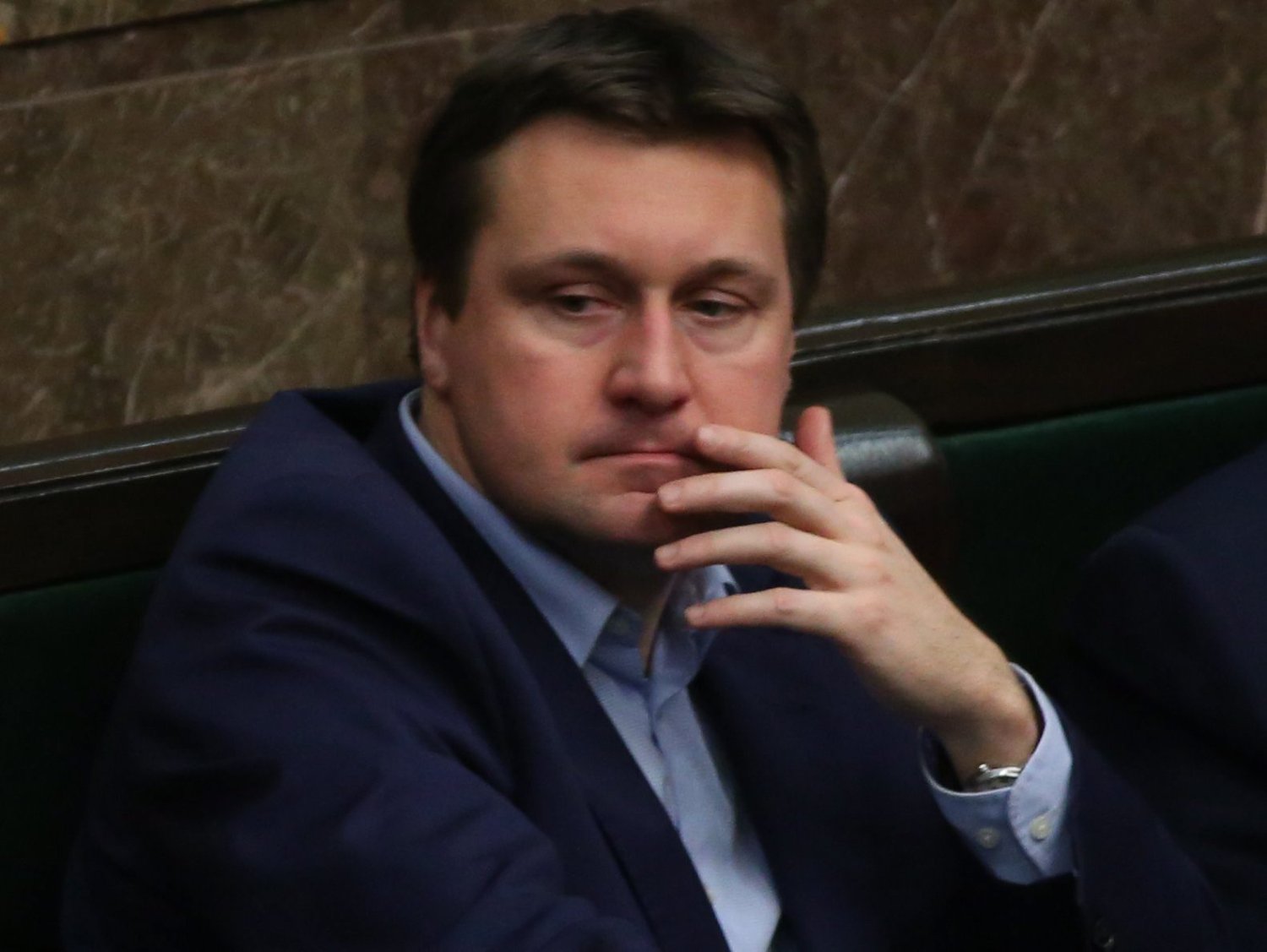 Zapadł wyrok w sprawie naruszenia nietykalności cielesnej przez Łukasza Zbonikowskiego, posła PiS