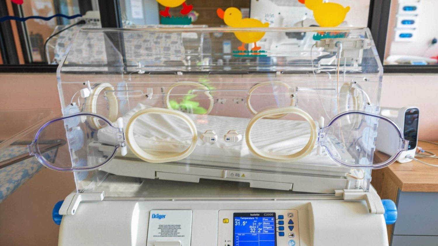 Szpital pomylił noworodki. Po ponad trzech dekadach prawda wyszła na jaw.