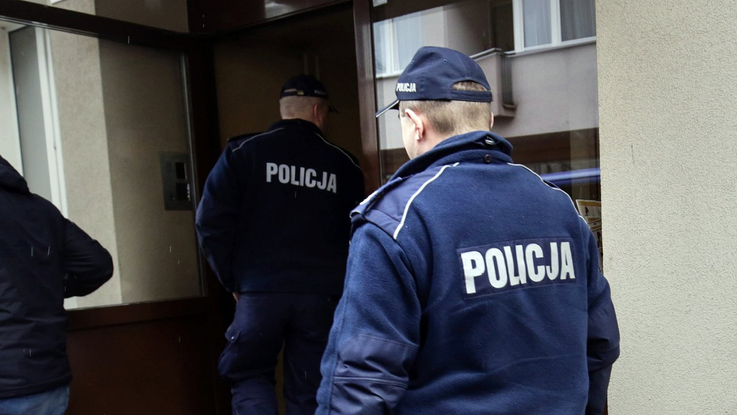 Co to jest Niebieska Karta? Policja lub inne służby zakładają ją w przypadkach interwencji w sprawie przemocy w rodzinie.