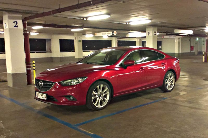 Mazda 6 to wyjątkowo piękny samochód.