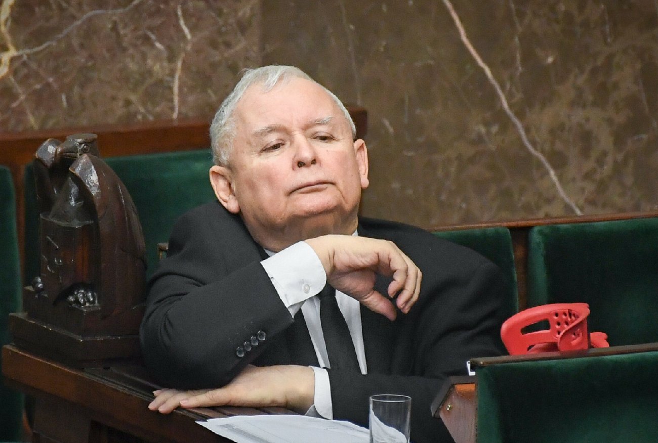 Kaczyński wyłoży rekordowe kwoty na wybory? "PiS-owskie Wunderwaffe".