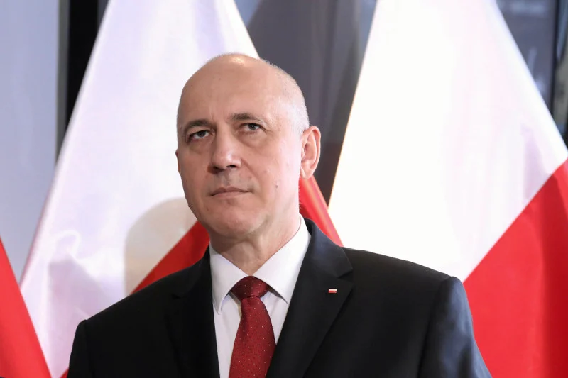 Szef MSWiA Joachim Brudziński zareagował na wywiad z partnerem Roberta Biedronia.