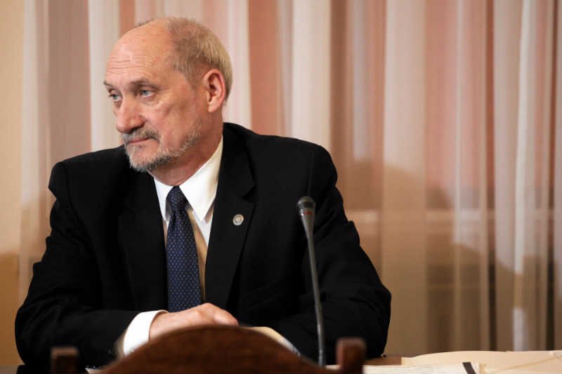 Antoni Macierewicz przedstawił w Sejmie monodram.