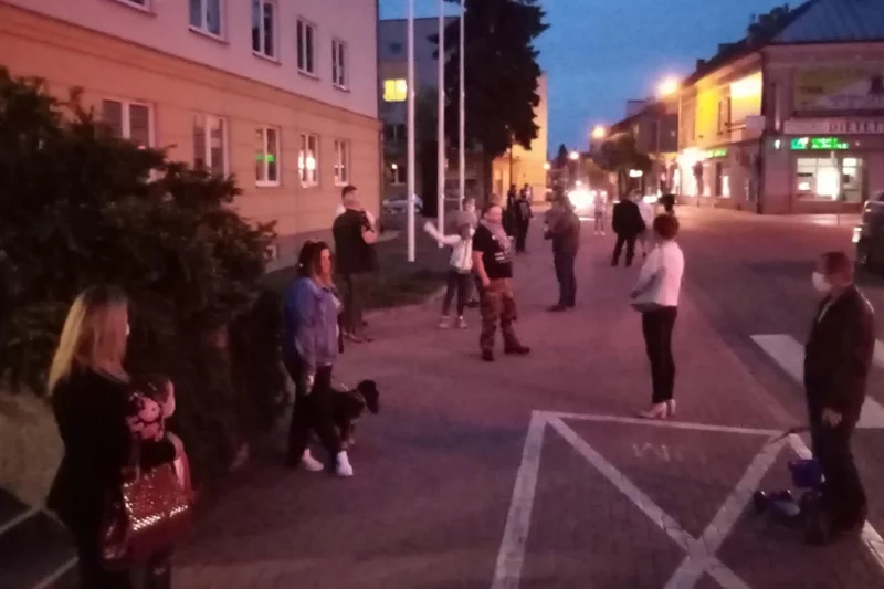 Protest w Jaśle przeciwko władzy PiS. Inicjatorką była Jolanta Jachym.