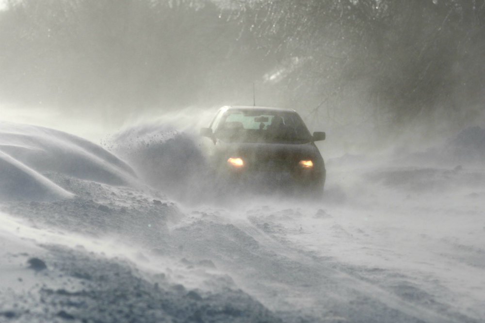 Ratownicy TOPR ostrzegają: pogoda absolutnie nie pozwala na wycieczki w wysokie partie gór.