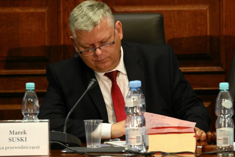 Marek Suski podczas przesłuchania Marcina P. pomylił się "specjalnie".