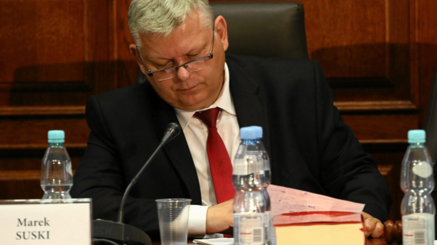 Marek Suski podczas przesłuchania Marcina P. pomylił się "specjalnie".