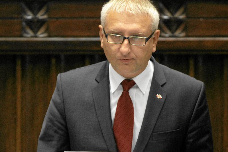 "Fakt" donosi, że Stanisław Pięta kłamał w sprawie załatwiania pracy swojej kochance.