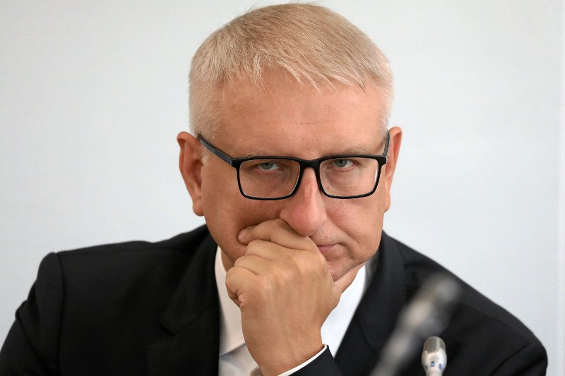 Stanisław Pięta wprawdzie został zawieszony w prawach członka PiS, ale zachował funkcje w ważnych komisjach.