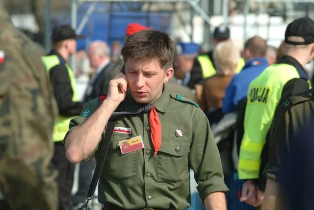 Obecny wiceszef MON Michał Dworczyk był kiedyś harcerzem i składował broń, która stwarzała zagrożenie dla sąsiadów
