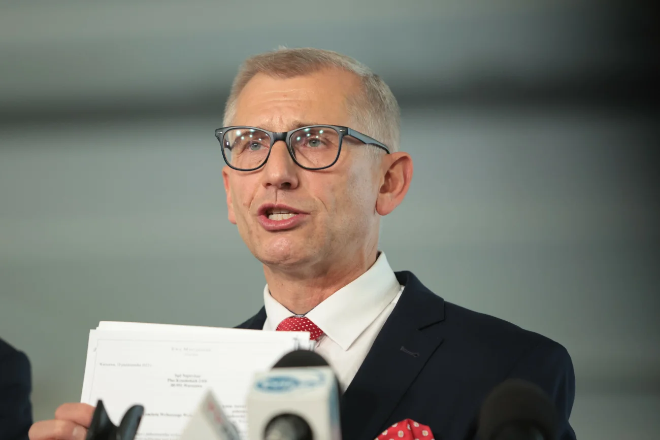 Kwiatkowski przeprasza za Tworki. Wykorzystał wyniki głosowania w psychiatryku, żeby krytykować PiS