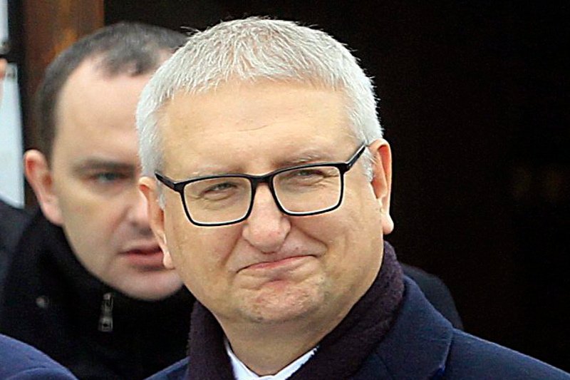 Fakt: Stanisław Pięta tłumaczy się w wywiadzie z romansu z kochanką niczym 7-latek.