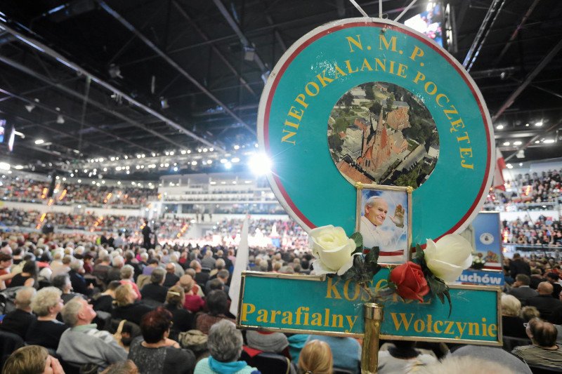 Dzięki wyrastającym jak grzyby po deszczu organizacjom pro-life w postępie geometrycznym rosną też szeregi wyznawców Radia Maryja