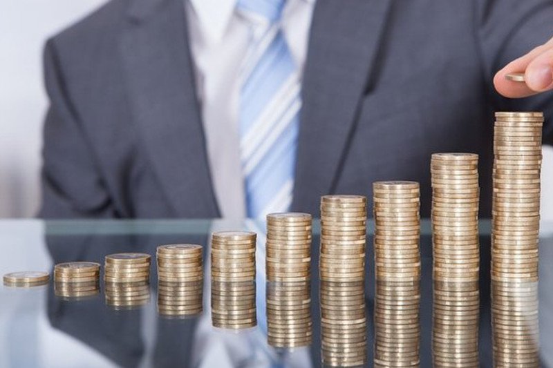 Na skutek środowej obniżki stóp procentowych przez RPP odsetki ustawowe okazały się lichwiarskie.