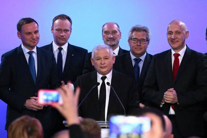 Jarosław Kaczyński optymistycznie, ale i dość chłodno komentował wyniki wyborów samorządowych, które w sejmikach wojewódzkich wygrał PiS.