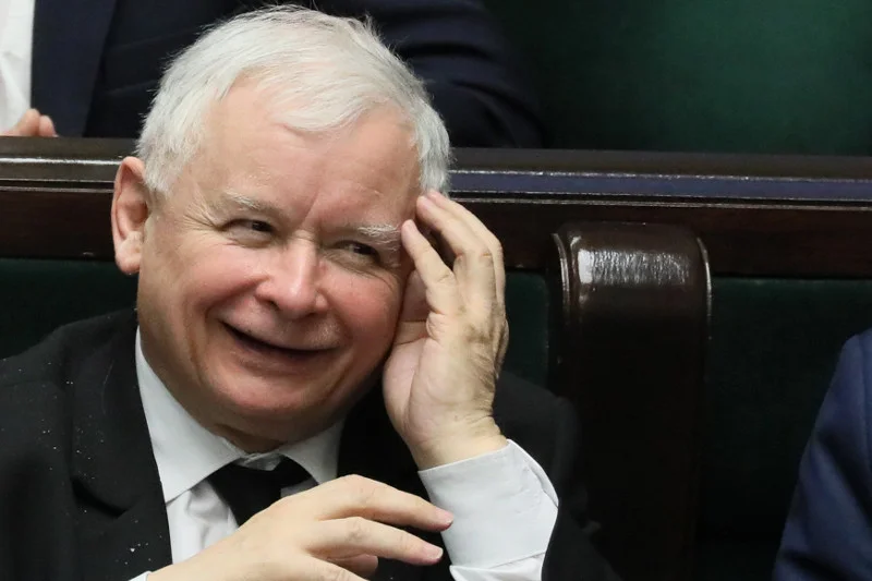 Według Idicatora, do PE weszłyby trzy ugrupowania.