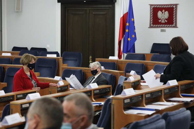 Głosowanie nad przekazaniem 80 mld z budżetu na psychiatrię dziecięcą w Senacie