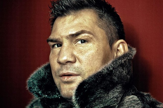 - Jak Polacy przyjeżdżali do Niemiec to też widziano w nich złodziei i przestępców - wspomina Dariusz Michalczewski.