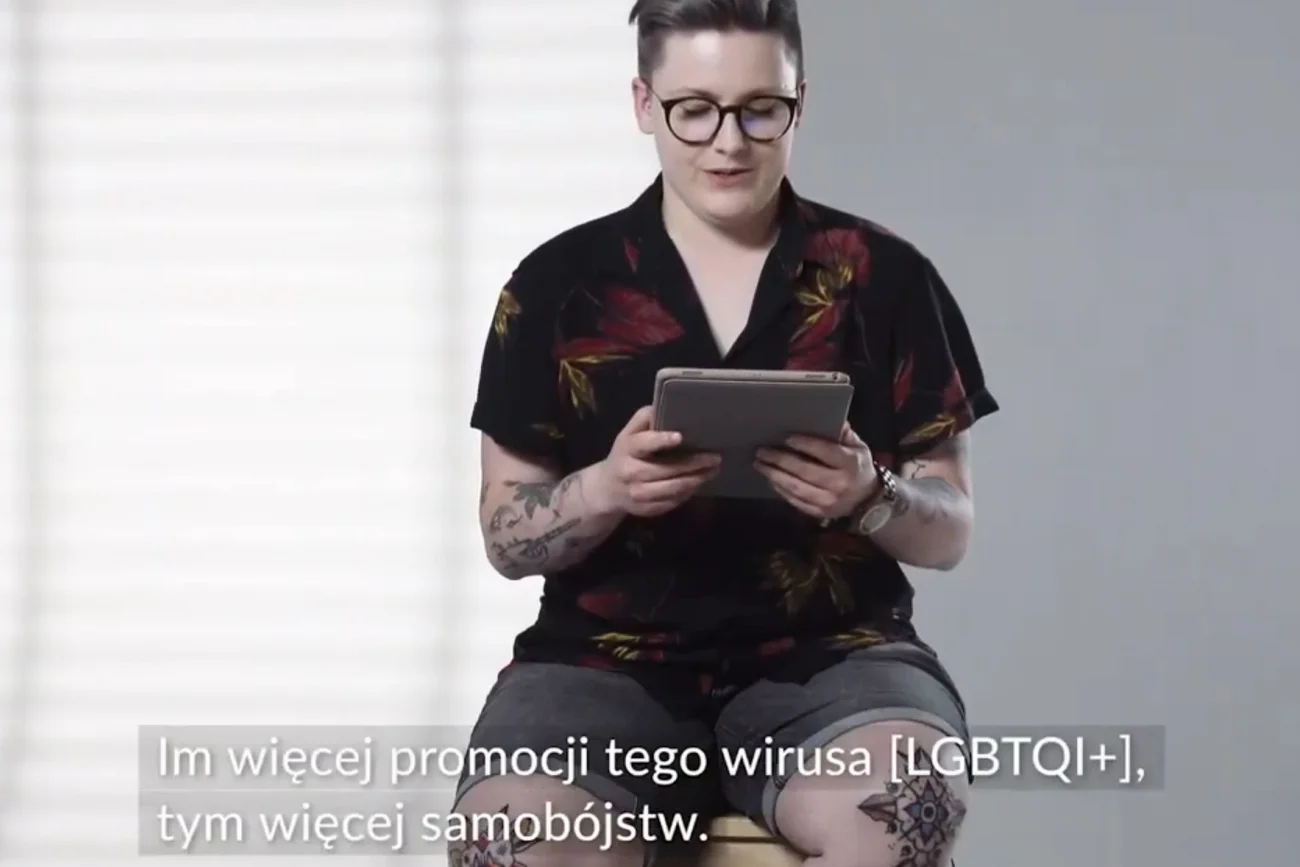 Ambasada USA w Polsce we współpracy z Grupą Stonewall stworzyła przejmujące wideo o hejcie kierowanym w stronę ludzi LGBTQ+.