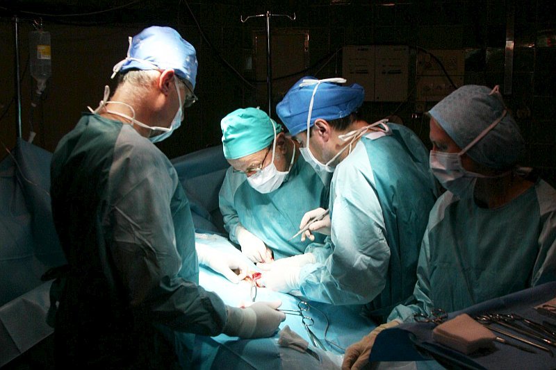 Na legalny przeszczep trzeba czekać nawet latami. Nic więc dziwnego, że nie brakuje chętnych, by kupić organy na czarnym rynku. Jeszcze więcej jest tych, którzy chcą je sprzedać...