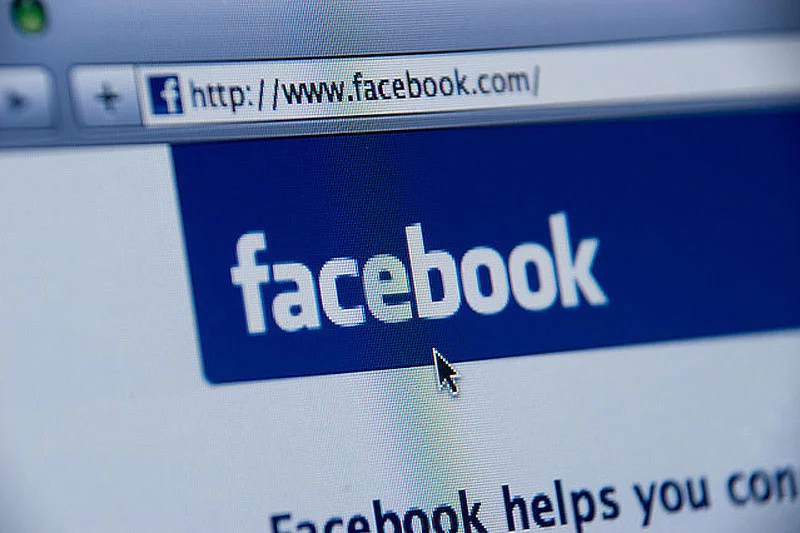 Dlaczego niektórzy wykorzystują Facebooka i Twittera do szukania taniej sławy szokując wpisami?