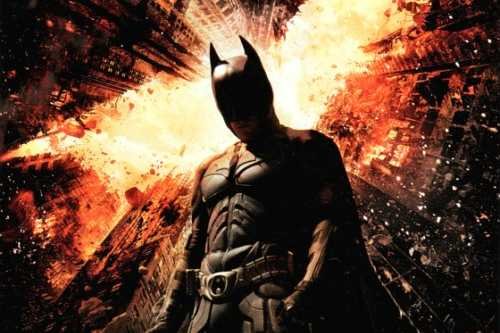 Fragment plakatu reklamującego "Batman: Mroczny rycerz powstaje"