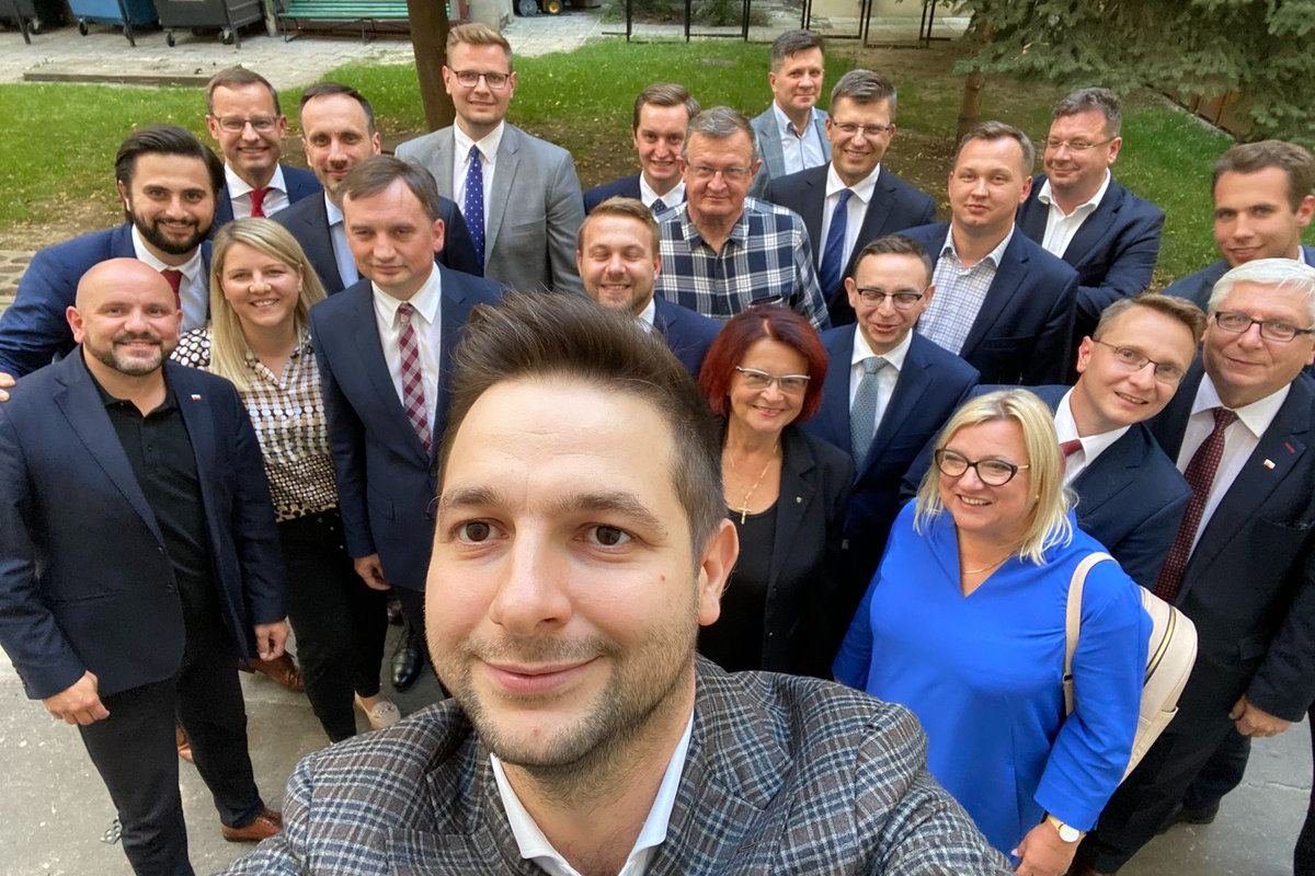 Patryk Jaki zaprzecza rzekomym żądaniom Solidarnej Polski.