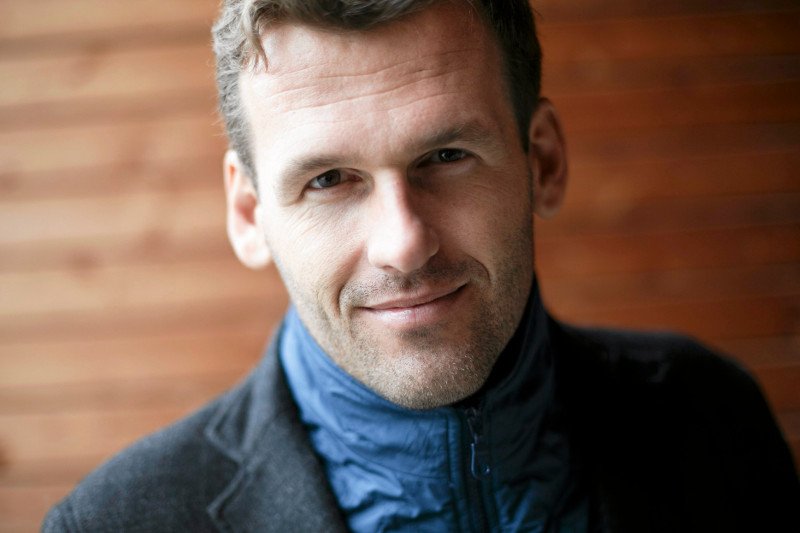 Polska Fundacja Narodowa ogłosiła w poniedziałek, że zrywa współpracę z Mateuszem Kusznierewiczem.