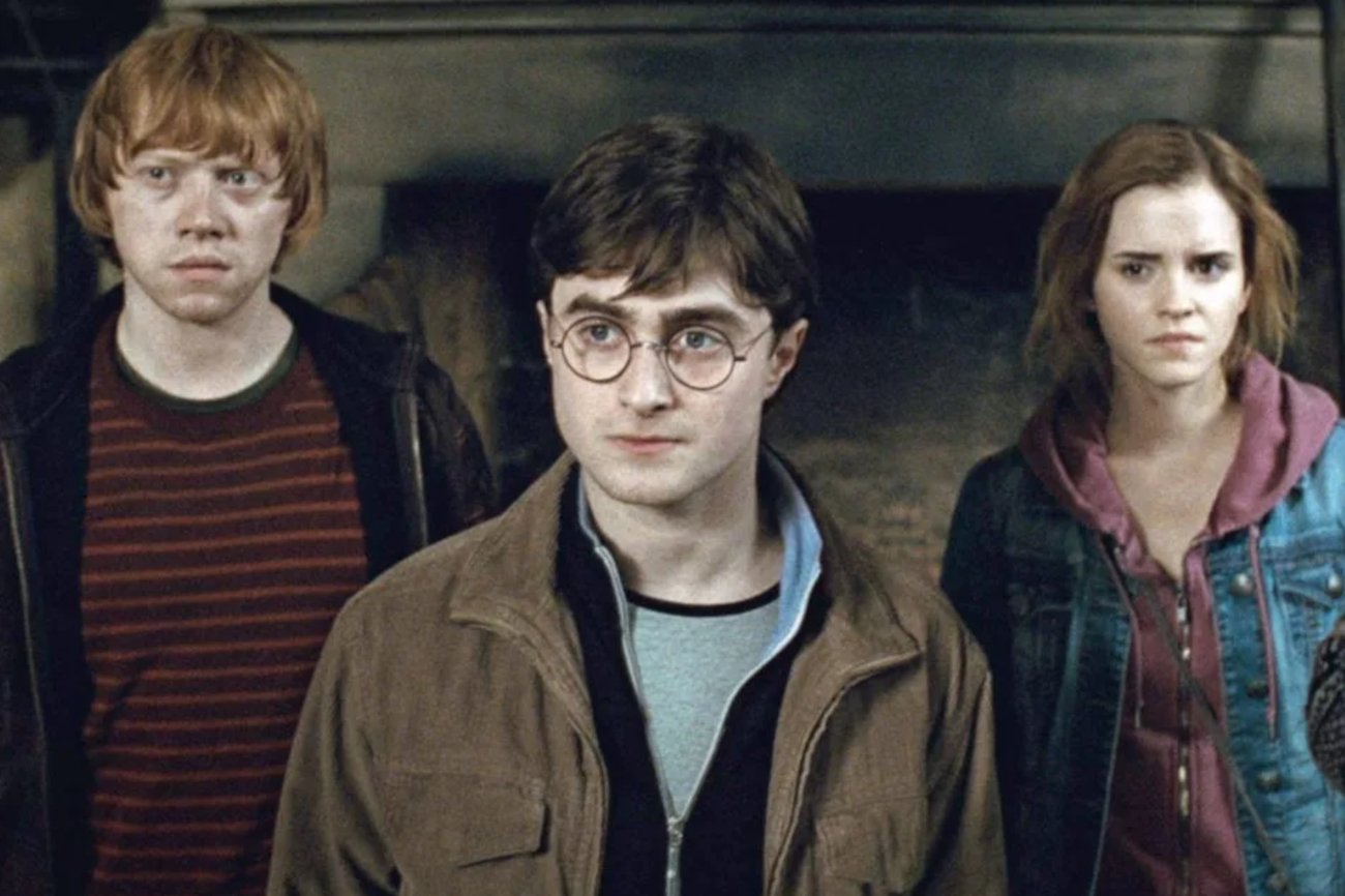 HBO Max zrealizuje serial o "Harrym Potterze"? Są plany na rozwój uniwersum z bestsellerowych książek.