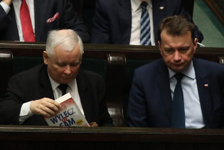 Jarosław Kaczyński kilka lat temu zaczął czytać książkę Olgi Tokarczuk. Nie wiadomo, czy skończył, prezes PiS stwierdził, że to grube tomiszcze.