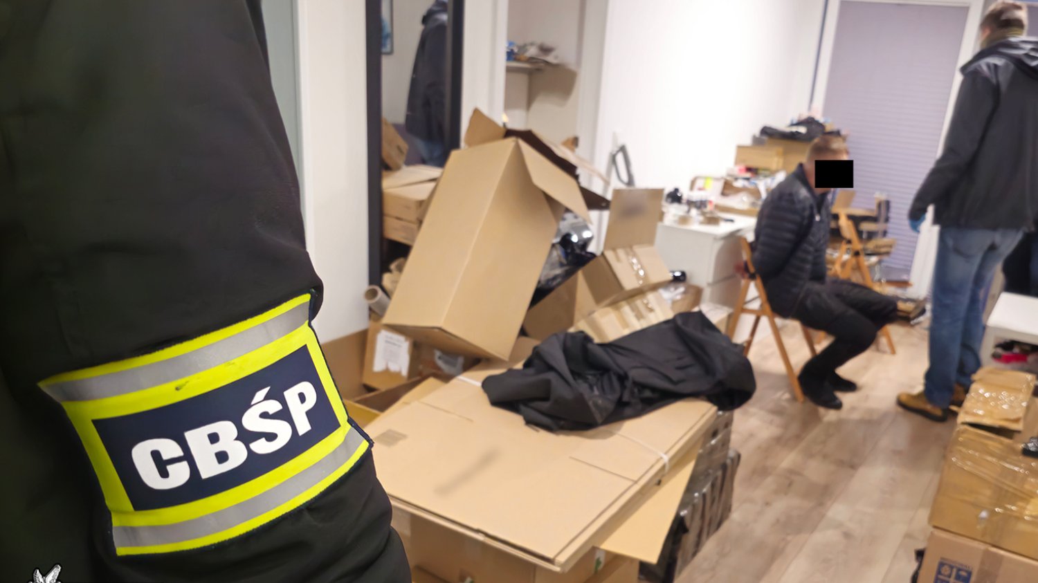 W ramach akcji policjanci zatrzymali 9 osób zamieszanych w nielegalny proceder