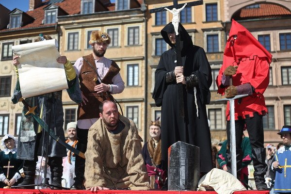 Prof. Jan Hartman w roli Kazimierza Łyszczyńskiego
