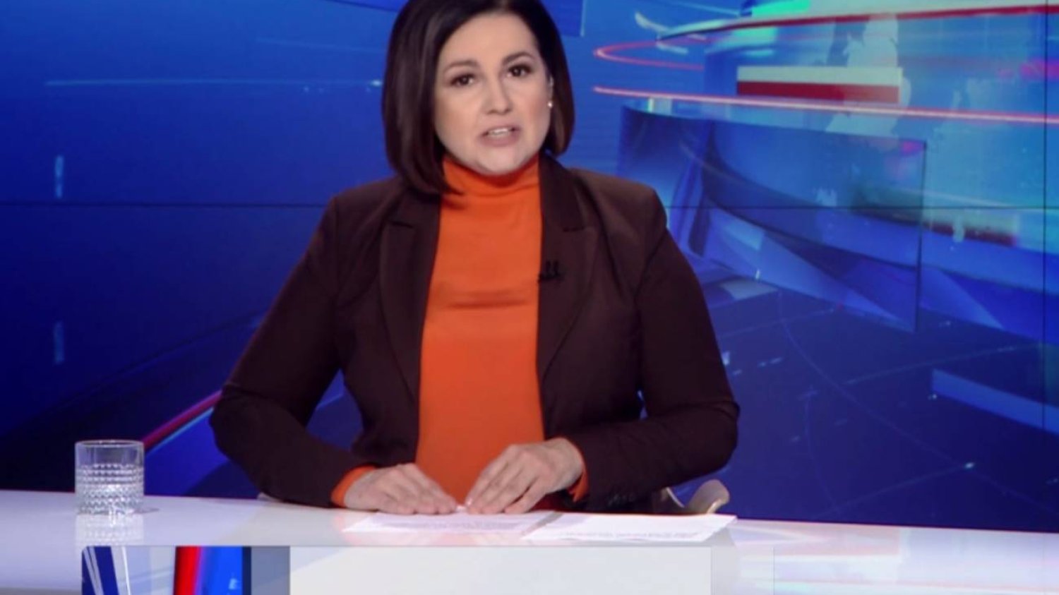 TVP w materiale o wypadku Jerzego Stuhra. atakuje opozycje, media i dziennikarzy