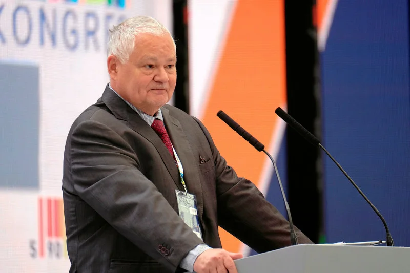 Adam Glapiński, prezes NBP i założyciel fundacji im. Sławomira Skrzypka podczas III edycji Kongresu 590 w Jasionce pod Rzeszowem