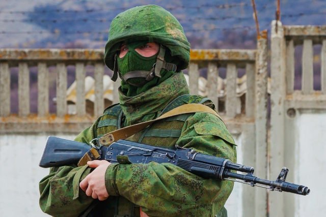 Szef MON Tomasz Siemoniak: Wojsko Polskie szykuje się na rosyjskie "zielone ludziki"