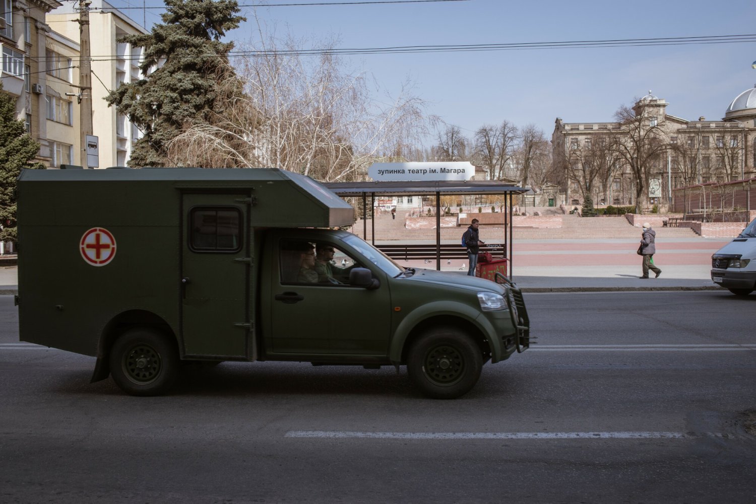 Ukraiński wywiad wojskowy: Rosjanie przygotowują się do epidemii cholery w regionach graniczących z Ukrainą. Na zdjęciu - wojskowy ambulans w Zaporożu.