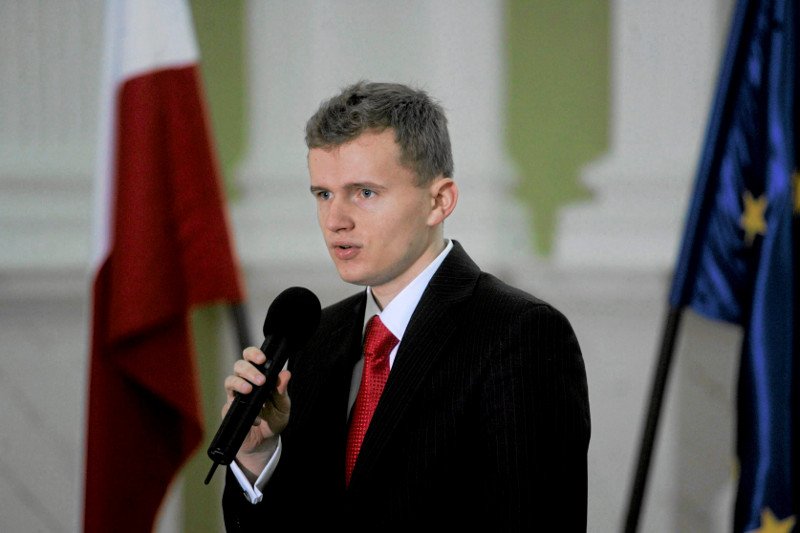 Oliwer Kubicki jest dzisiaj najważniejszą osobą u boku Patryka Jakiego, kandydata PiS na prezydenta Warszawy