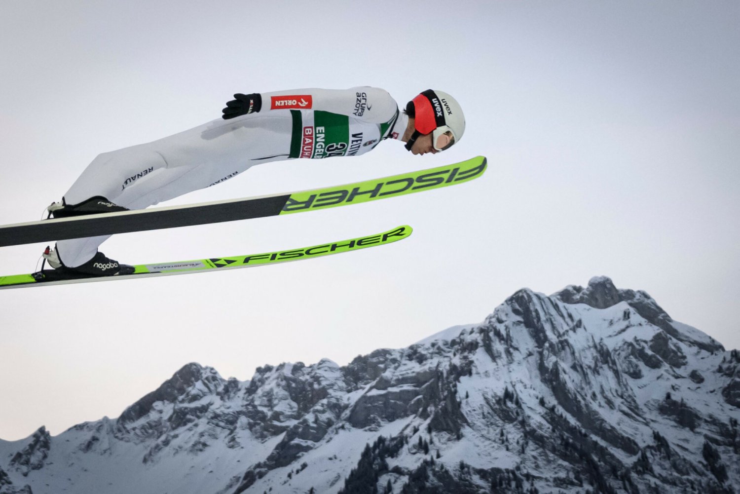 Fantastyczna walka o złoto, Stoch ograł Żyłę tylko o 0,5 punktu. Polacy znów w formie