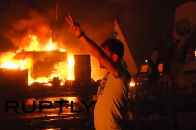 Policja spacyfikowała protestujących w Turcji, ale ludzie zapowiadają kolejne strajki i manifestacje