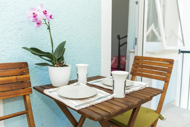 Balkon to ważna przestrzeń każdego mieszkania. Gdy inwestujemy, warto brać pod uwagę, czy spełnia nasze oczekiwania.