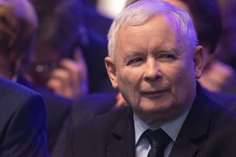Jarosław Kaczyński w wywiadzie zapewniał, że Mateusz Morawiecki dobrze sprawdza się w roli premiera.