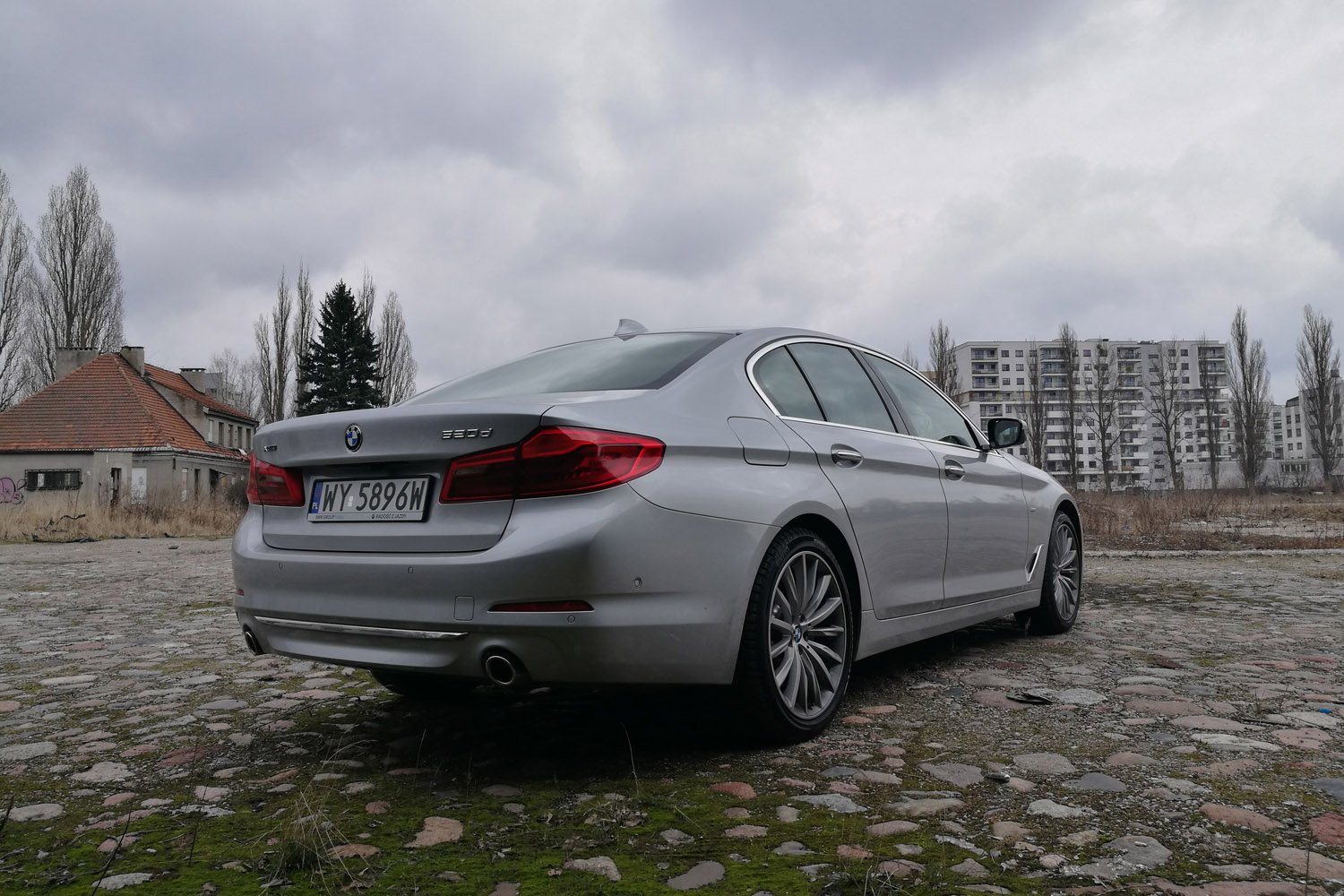 Nowe BMW serii 5 jest napakowane nowymi technologiami.