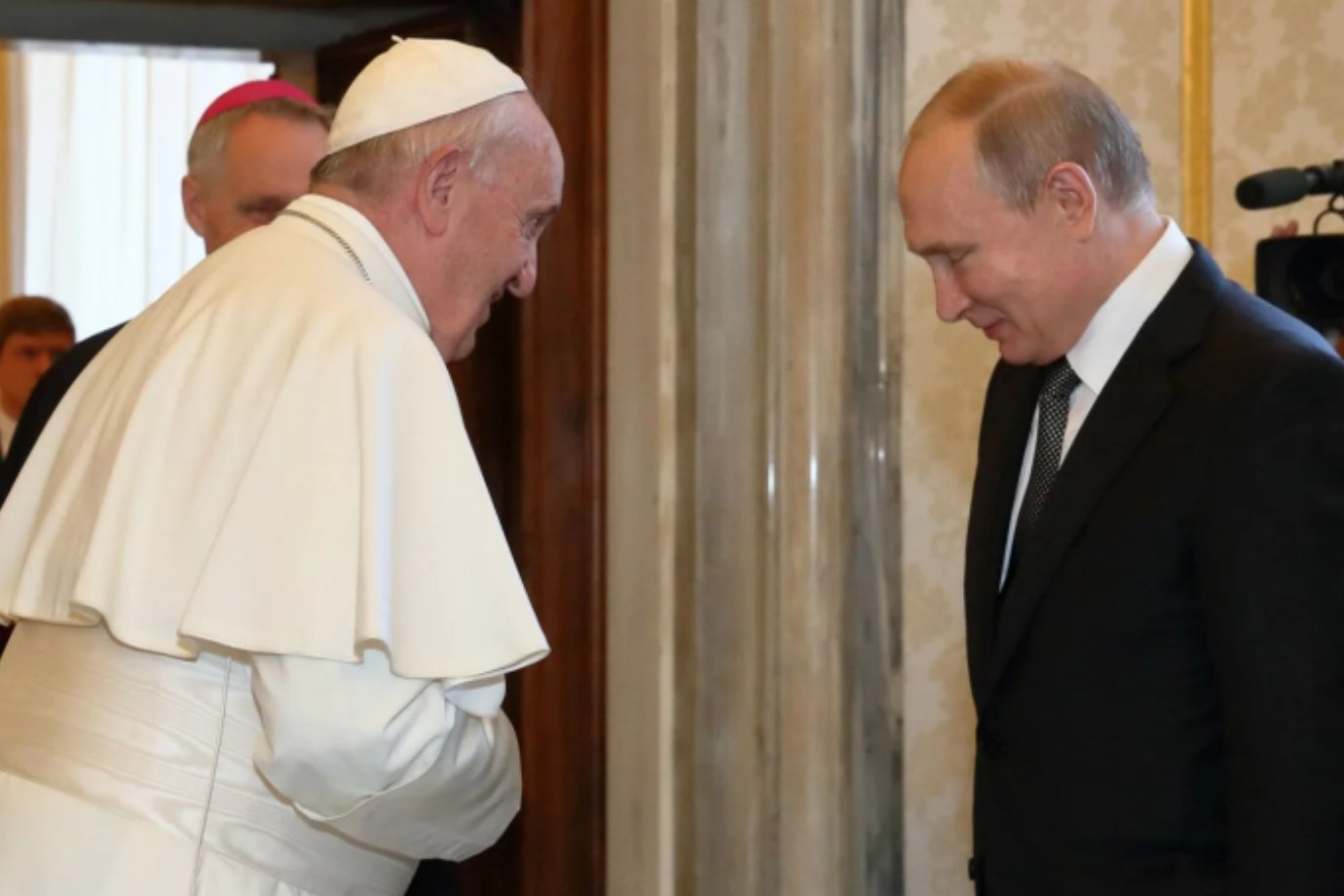 Papież wyjaśnił, czemu nie mówi o Władimirze Putinie w kontekście wojny w Ukrainie.