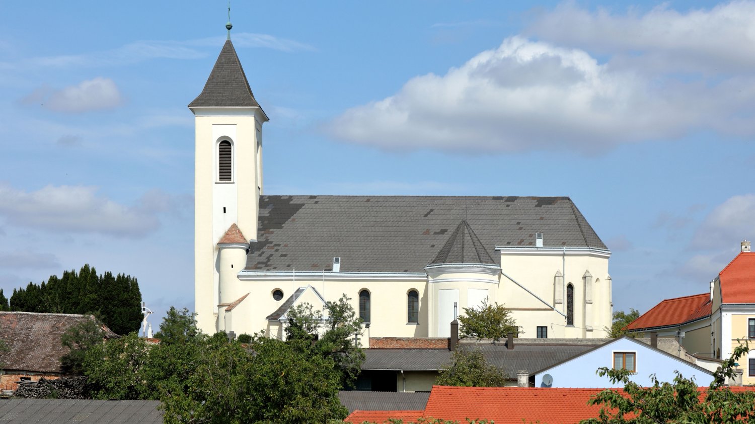 Kościół w Gaubitsch w Austrii, do którego Jan Paweł II jeszcze jako kard. Karol Wojtyła przeniósł oskarżanego o pedofilię ks. Bolesława Sadusia.