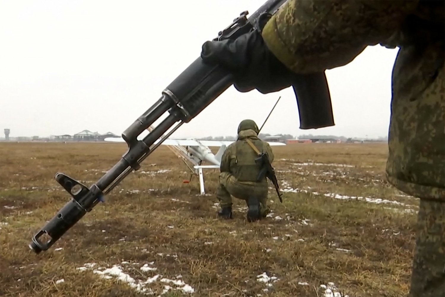 Sytuacja na linii Rosja-Ukraina wciąż jest bardzo napięta.